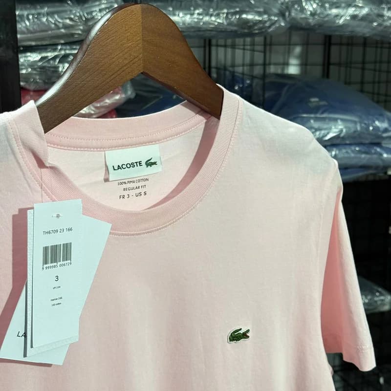 Camiseta Basica Lacoste cor Rosa Bebe — imagem 1 de 3